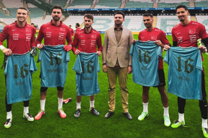 Bursaspor Başkanı Enes Çelik’ten A Milli Takım’a ziyaret