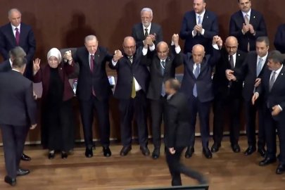 9 belediye başkanı AKP'ye katıldı