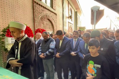 Güreşçi Yusuf Taha Turp'a gözyaşları içinde veda