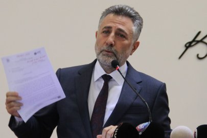 İzmir Bayraklı Belediyesi’ne operasyon: Eski başkan gözaltında