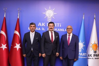 Yenişehir'de iki meclis üyesi daha Ak Parti saflarına katıldı