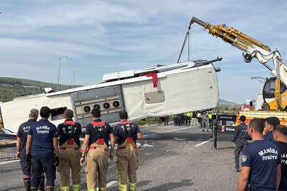Otobüs şoförü gözaltında, tır şoförü hastanede
