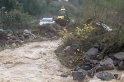 Mudanya'da taşkın riskine karşı Karanlık Dere'de çalışma