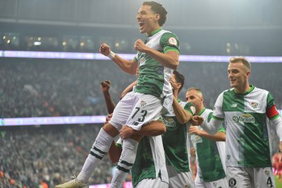 Bursaspor Pendikspor'u 2-0 mağlup etti