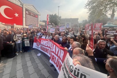 Bursa'da gazeteciler ve halk basın özgürlüğü için bir araya geldi