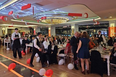 Eğitim-İş Bursa’dan Cumhuriyet’in 103’üncü yılına özel kutlama