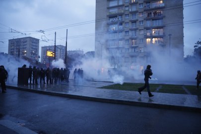 Fransa'da sokaklar karıştı: Bin kişi gözaltında