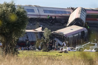 İspanya’daki tren kazasında can kaybı 74’e yükseldi