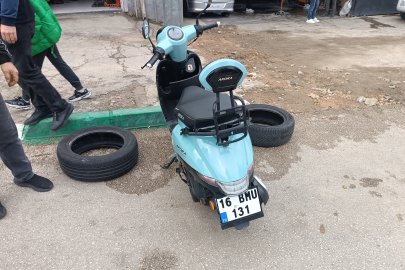 Motosiklet yayaya çarptı, ikisi de metrelerce sürüklendi
